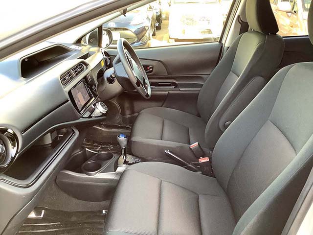 Toyota Aqua backseat